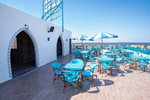Outdoor dining - lala land aqua park (fayoum)