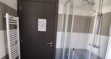Maison avec piscine hors sol