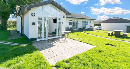 Spacious 2BED Chalet Near Sidmouth - Sleeps 6