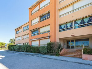 Exterior - Apartment Haïti by Interhome (La Londe Les Maures)
