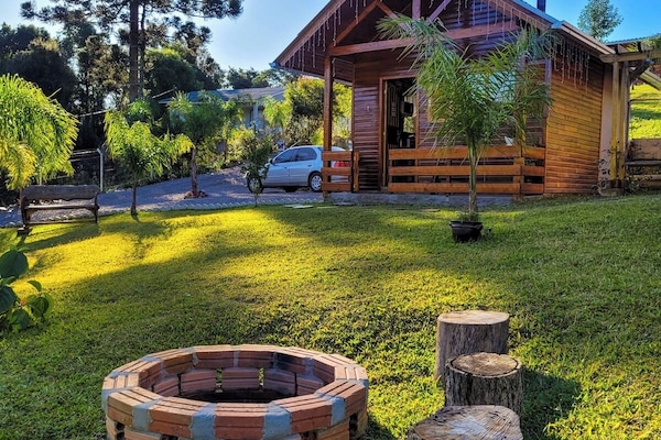 Deluxe Cabin, Lanai | Free WiFi