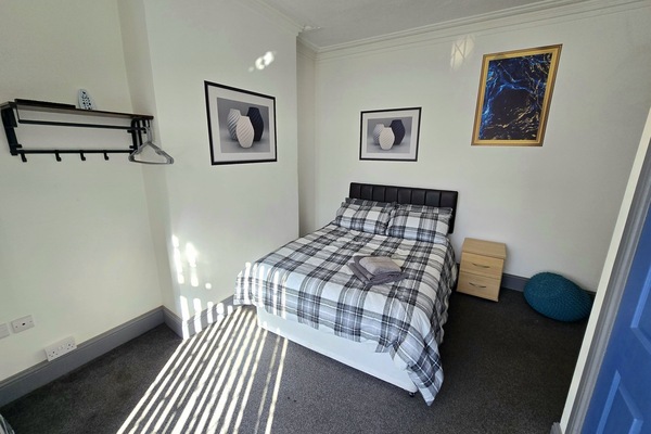 Room 1 Bedroom