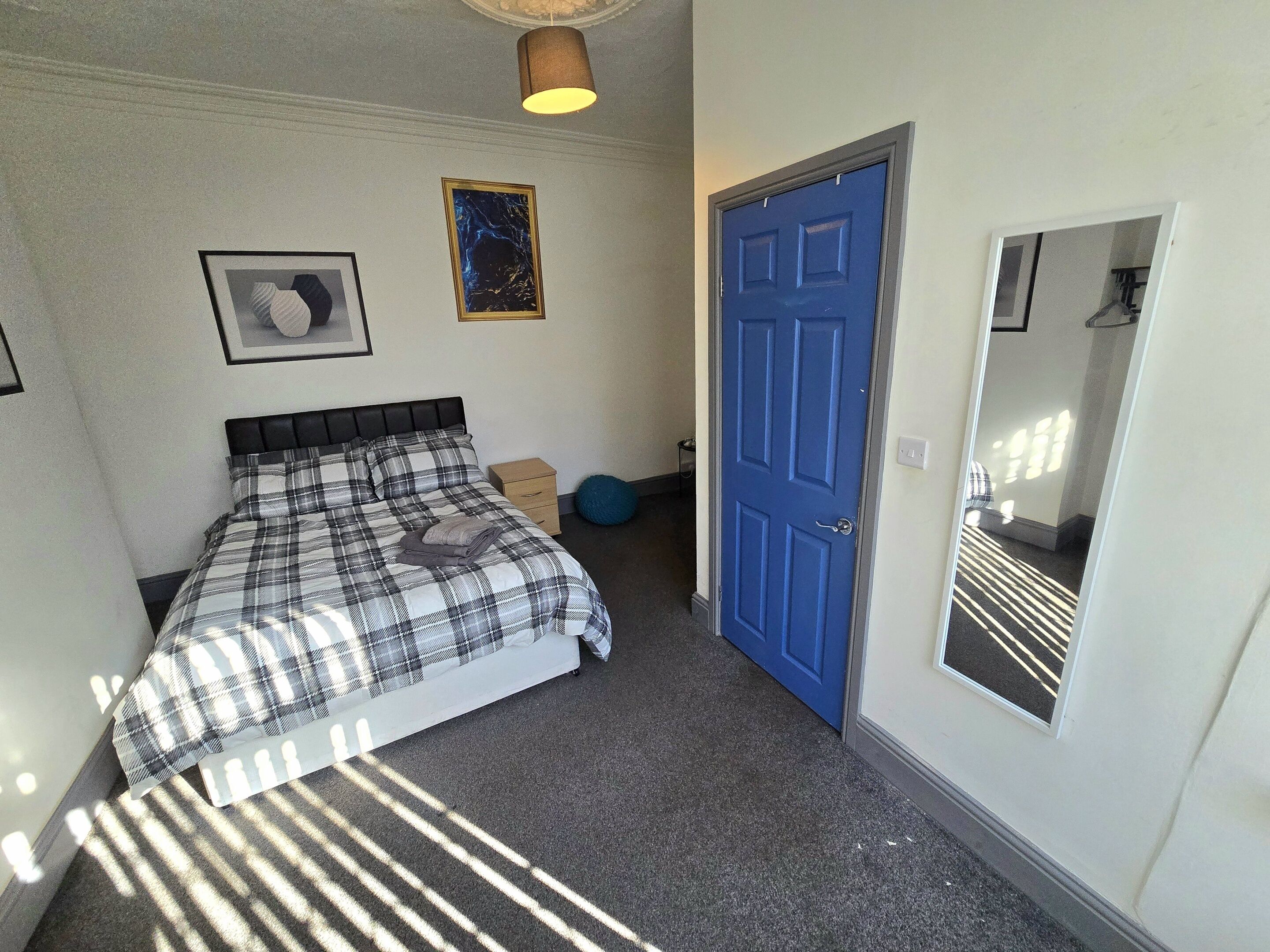 Room 1 Bedroom