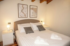 Room - 5 minutes from Lake Iseo Apartment Liberty (Lovere)