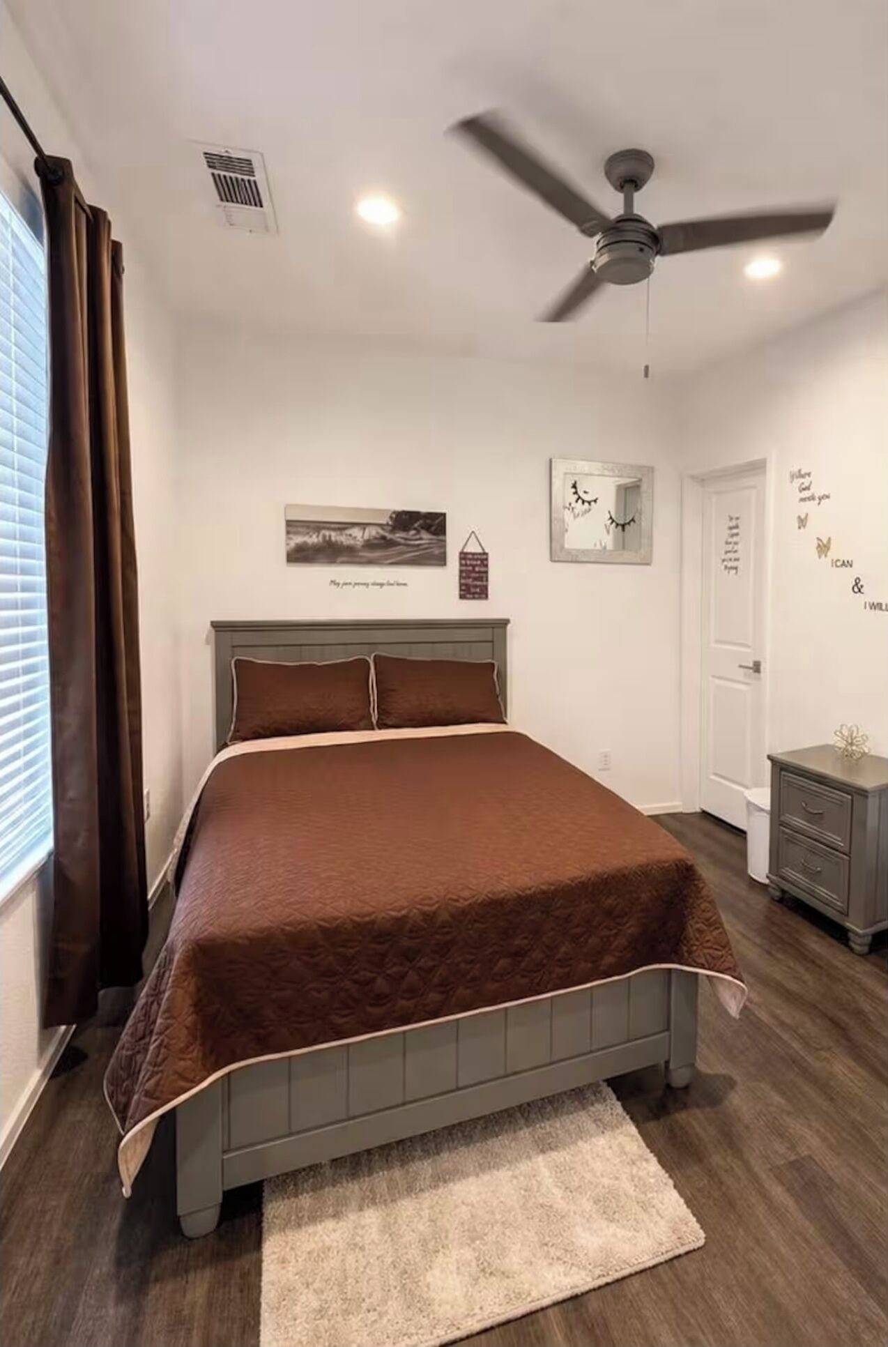 1 bedroom, iron/ironing board, WiFi, bed sheets
