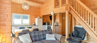 Holiday Home at Harkebrügger See: Lake View, Private Terrace & Wi-Fi