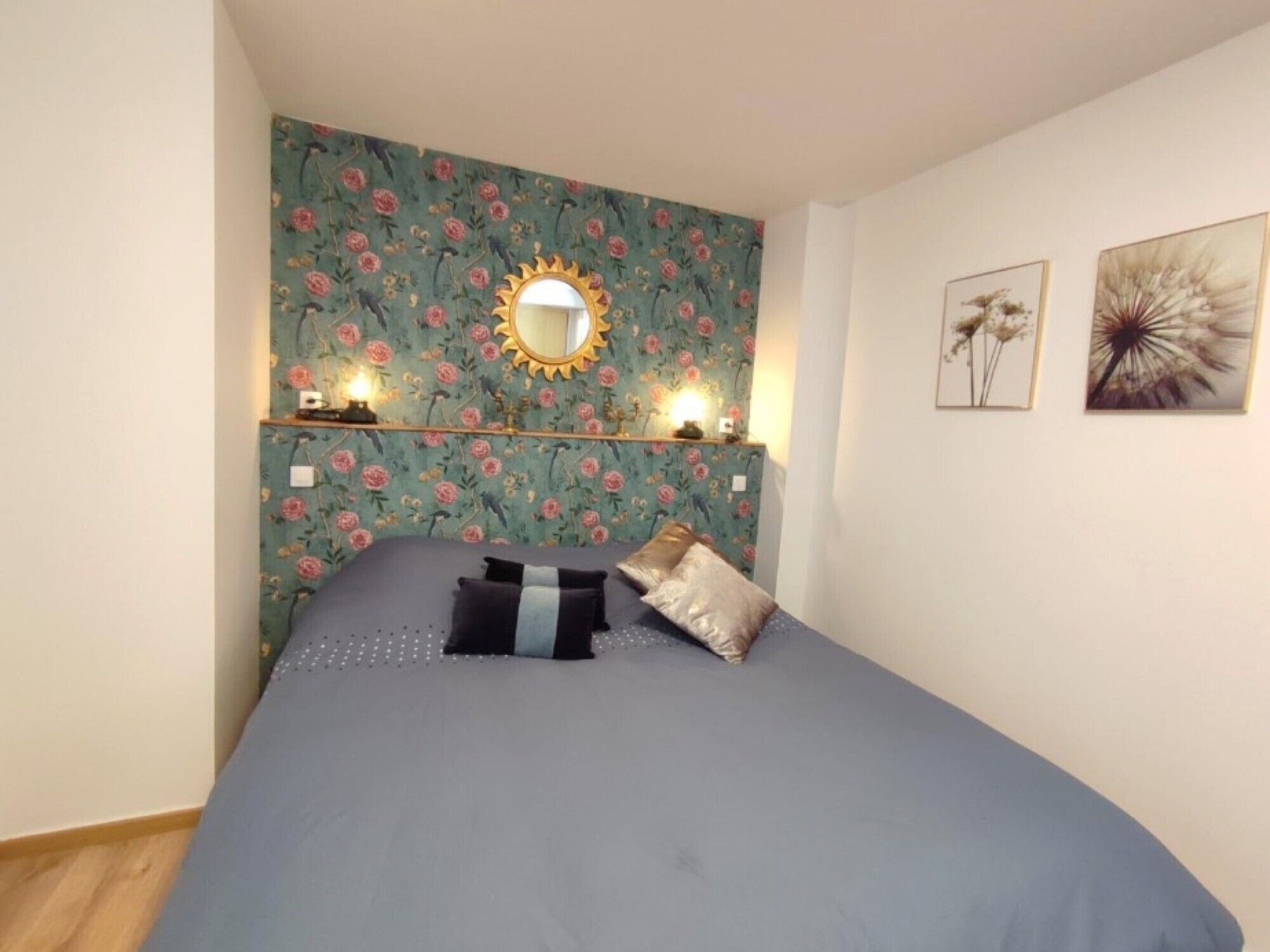 2 bedrooms, iron/ironing board, bed sheets