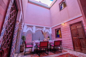 Udendørs spisemuligheder