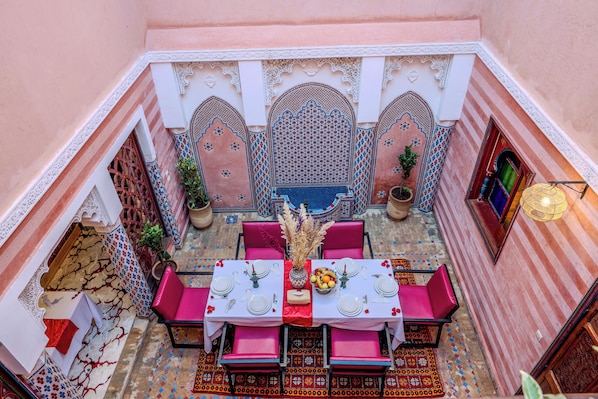Dining - Charming 3-bedroom riad in delightful Marrakech (Marrakech)