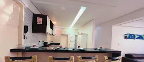 คอมฟอร์ทอพาร์ทเมนท์ | ร้านอาหาร