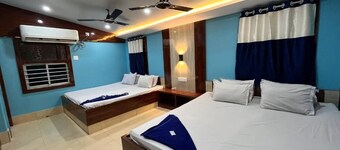 HOTEL HOLIDAY HOME