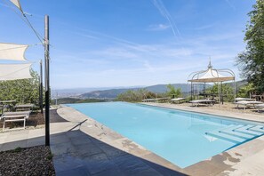 Pool - Villa La Torre Tenuta Lonciano with Private Pool, AC and Sauna (Sesto Fiorentino)
