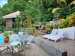 Terrace/patio - VILLA ROSIER TYPE F4 SWIMMING POOL AND JACUZZI (LE FRANCOIS)