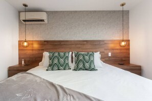 Apartment, Smoking | 1 bedroom - Go Living Suites - 708 (Medellín)