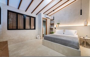 Casa, fumadors | 6 dormitoris 