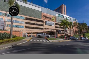 Room - Oslo 609 in Medell n (Medellín)