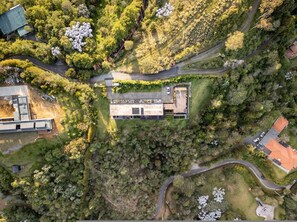 Villa - Ultra Luxury Villa With Unique Lake View (Retiro)