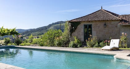 CDC 2 Casa do Capitán in nature, with air conditioning and pool