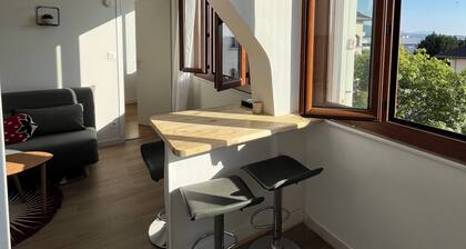 Apartment T1bis with private parking