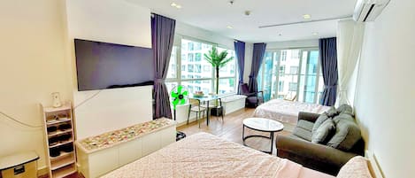 Apartamento estándar, balcón, vistas parciales al lago
