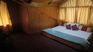 Family Double Room, Balcony, Mountain View - Hotel The Red Apple  (MANALI)