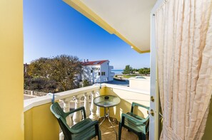 Apartment | 1 bedroom - Beachfront Apartment Mareo 4 (Nin)