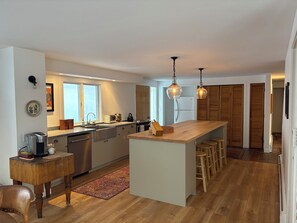 Private kitchen - Maple Avenue Farm.  Views, Farmhouse in Pomfret (Pomfret)