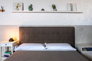 1 chambre, fer et planche à repasser, Wi-Fi gratuit, draps fournis
