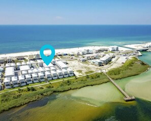 Beach - New! Beach & Lagoon! Overlooks Pool, 3 Minute Walk To Beach, Fishing Pier, 4BR (Gulf Shores)