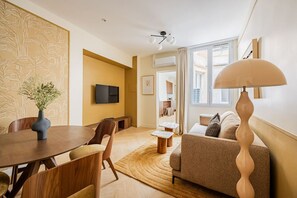 TV - A33-Republique-2BedRooms-Marais-Paris03-AC (Paris)