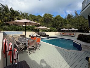 Pool - Quiet Spacious 5-bedroom house in lovely North Palmetto Point with AC (North Palmetto Point)