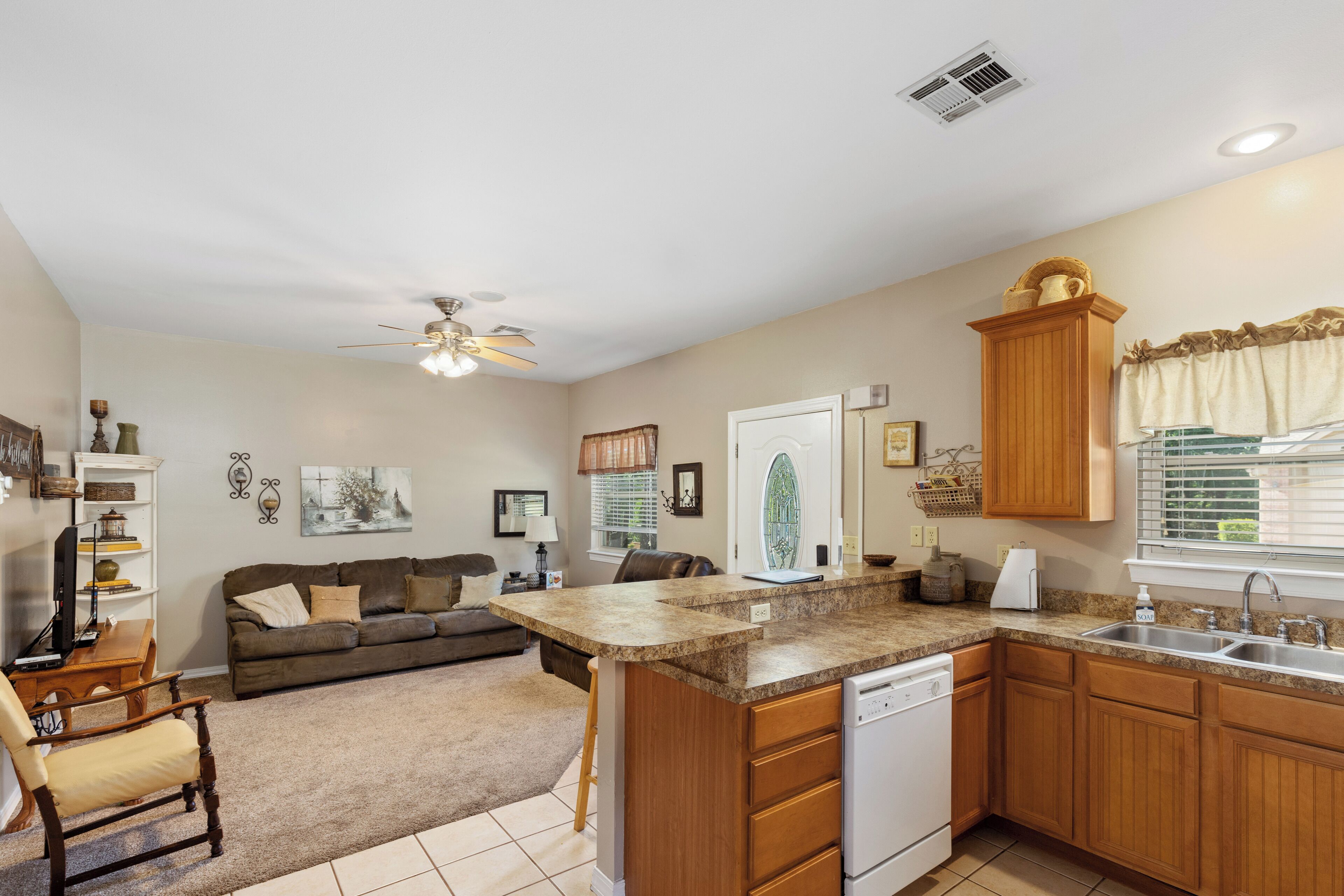 2-bedroom Cabin At Waterfront Resort With Pool And Boat Slip Access - Grove, OK