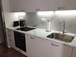 Apartamento, 1 habitación, balcón | Interior