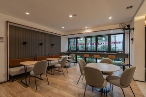 House - Apto na Vila Ol Mpia com Academia e Smart Lock (São Paulo)