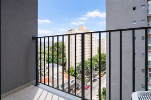 House - Apto na Vila Ol Mpia com Academia e Smart Lock (São Paulo)