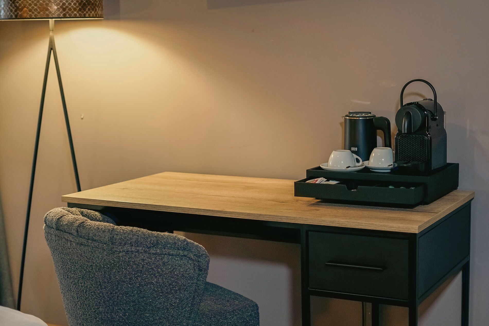 Habitación individual clásica | Café y/o cafetera