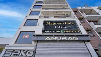 Fachada de la propiedad