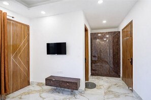 Desk, free WiFi - Mauryan Elite Hotel Ignou Road (New Delhi)