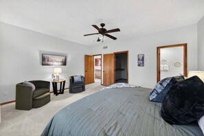 3 Schlafzimmer, Bügeleisen/Bügelbrett, WLAN, Bettwäsche