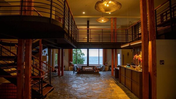 Interior - Cascadas Hotel (Puerto Octay)