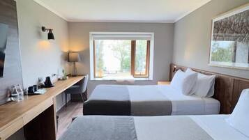 Standard Twin Room, Lake View