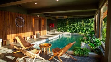 Piscine couverte