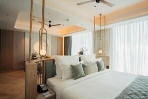 Suite Luxe, vue ville | Literie de qualité supérieure, matelas Select Comfort, minibar