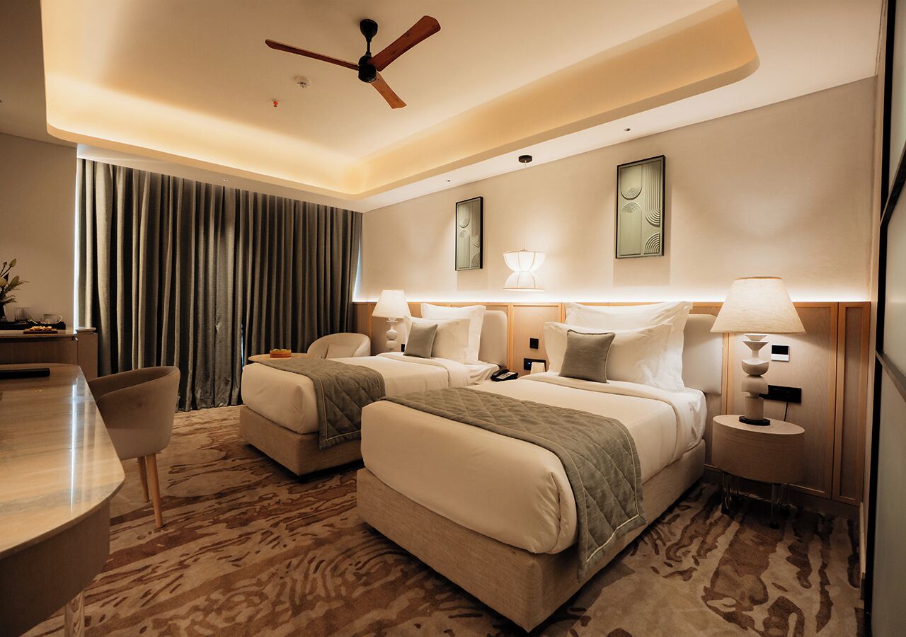 Superior Twin Room, City View