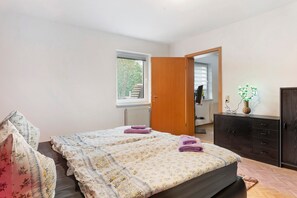 1 chambre, fer et planche Ă repasser, Wi-Fi, literie fournie