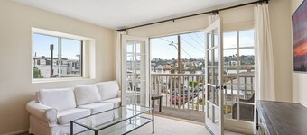 Hermosa Beachfront