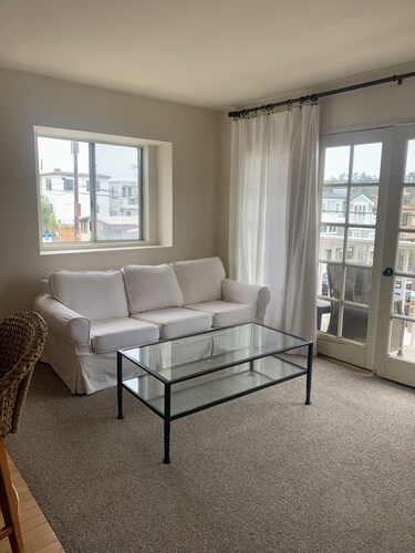 Hermosa Beachfront