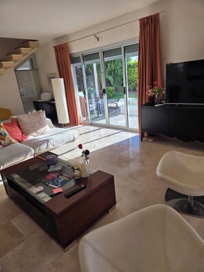 Living area - Villa Petit Paradis - A little bit of heaven (Callao Salvaje)