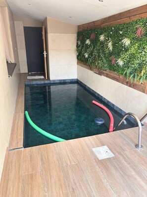 Pool - Vrbo Property (Lunel)