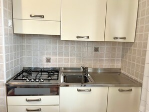 Apartment, 3 Bedrooms, Patio, Garden View | Interior - Cozy Flat Perfect for Group Getaways (Lignano Sabbiadoro)